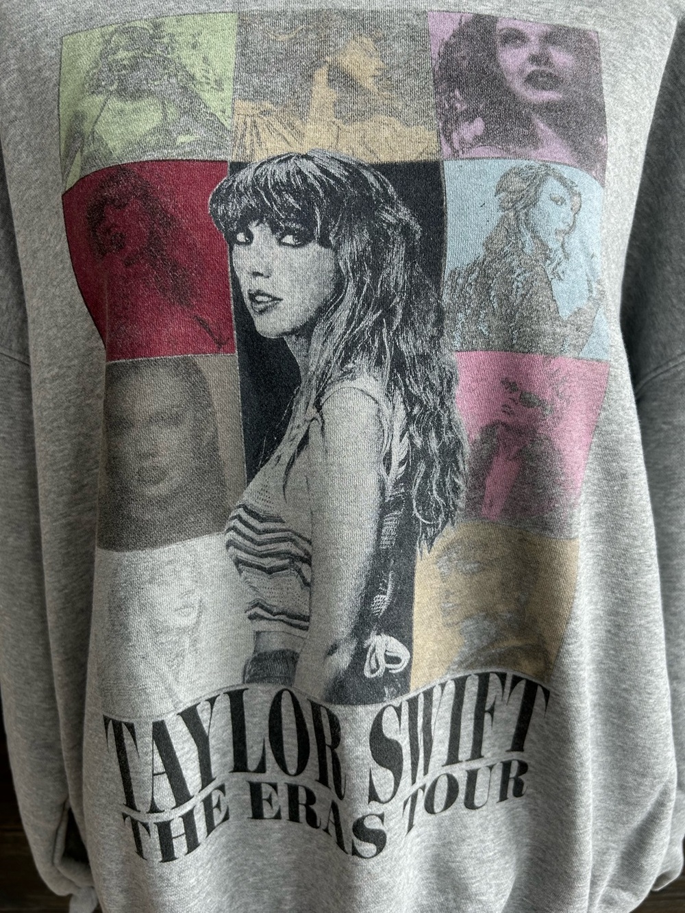 Taylor Swift “The ErasTour” Sweatshirt Oversized Heather Grey Size Large - Picture 3 of 7
